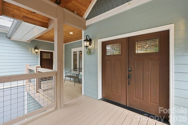 229 JD Trail, Candler, NC 28715