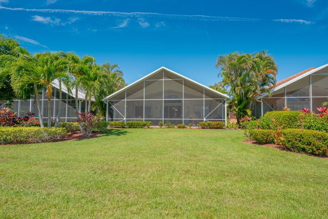 1632 SE Shelburnie Way, Port St Lucie, FL 34952