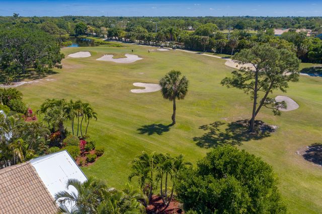 1632 SE Shelburnie Way, Port St Lucie, FL 34952
