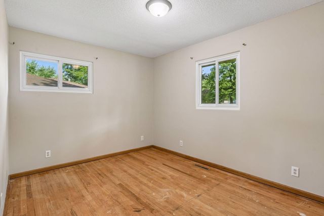 840 Oak Ridge Trail NE, Blaine, MN 55434