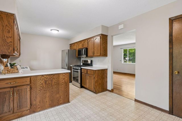 840 Oak Ridge Trail NE, Blaine, MN 55434
