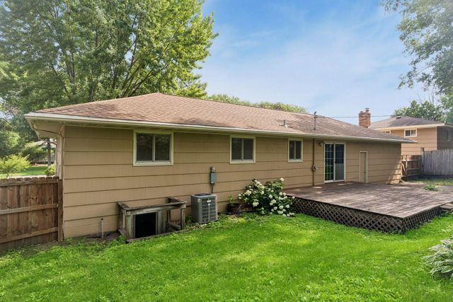840 Oak Ridge Trail NE, Blaine, MN 55434