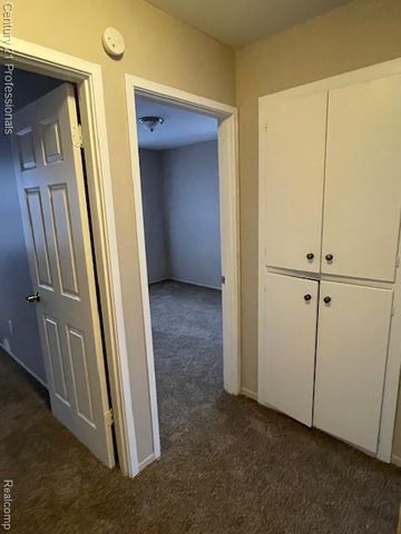 12878 Bramell Street, Detroit, MI 48223