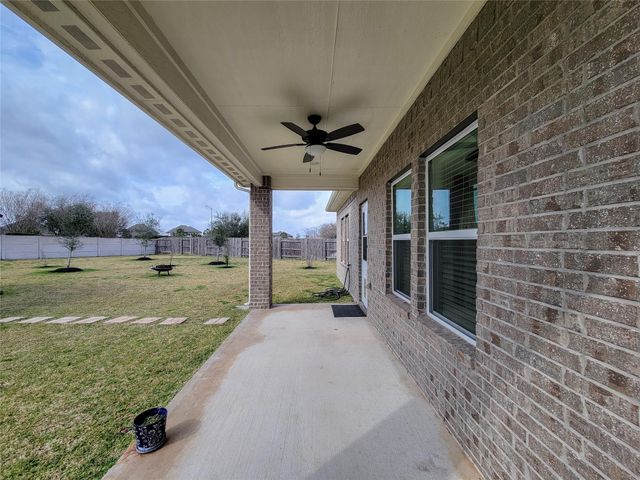 1819 Iris Knoll Lane, Pearland, TX 77089