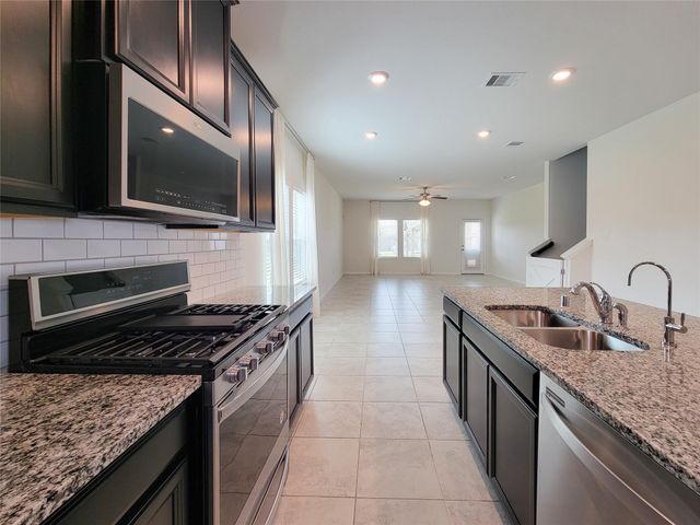 1819 Iris Knoll Lane, Pearland, TX 77089