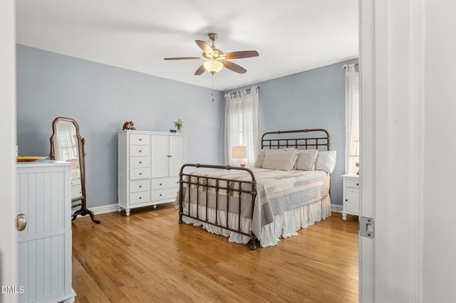 124 Cardinal Ridge Road, Chapel Hill, NC 27516