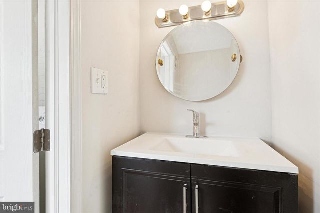 129 LEVERINGTON AVE, Philadelphia, PA 19127