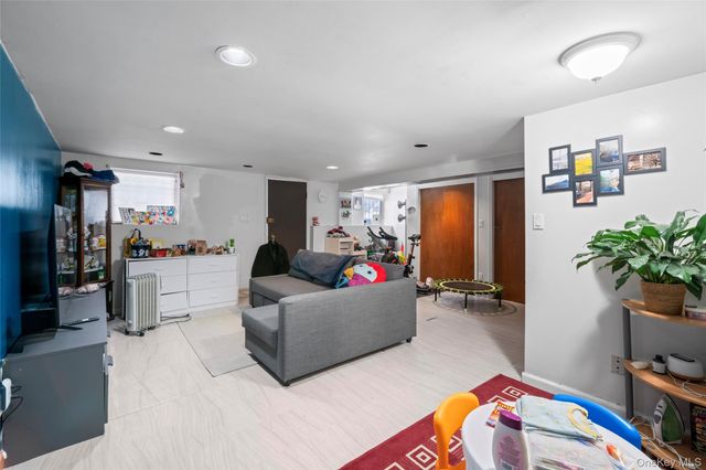 6810 60th Drive, Maspeth, NY 11378