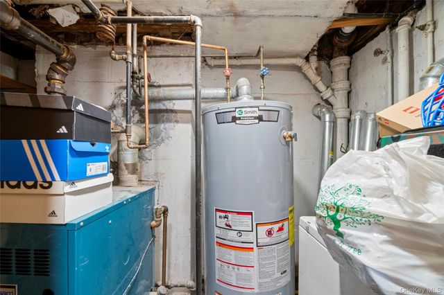 6810 60th Drive, Maspeth, NY 11378