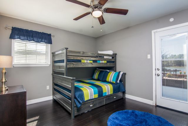 150 Edgewater Way, Point Blank, TX 77364