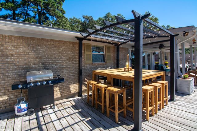 150 Edgewater Way, Point Blank, TX 77364