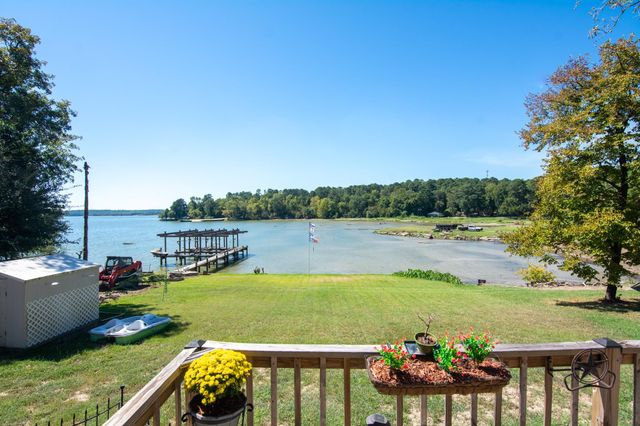 150 Edgewater Way, Point Blank, TX 77364