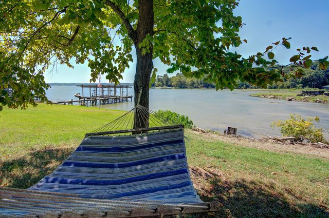 150 Edgewater Way, Point Blank, TX 77364