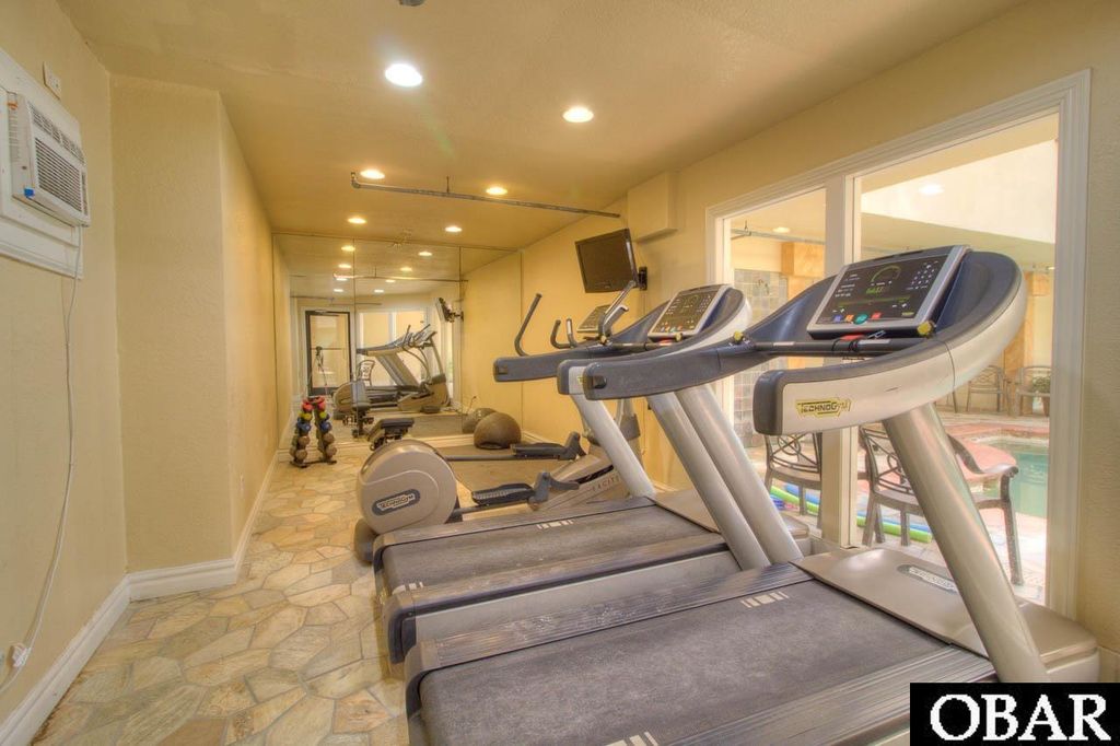 Image 40 of property listing at 1319 N Virginia Dare Trl Unit 3Q, Kill Devil Hills, NC 27948