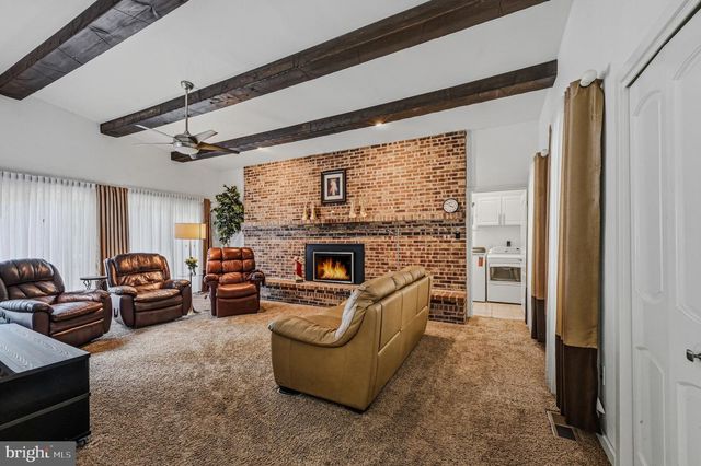 1405 CLIVE CIR, Wilmington, DE 19803