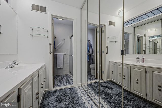 1405 CLIVE CIR, Wilmington, DE 19803