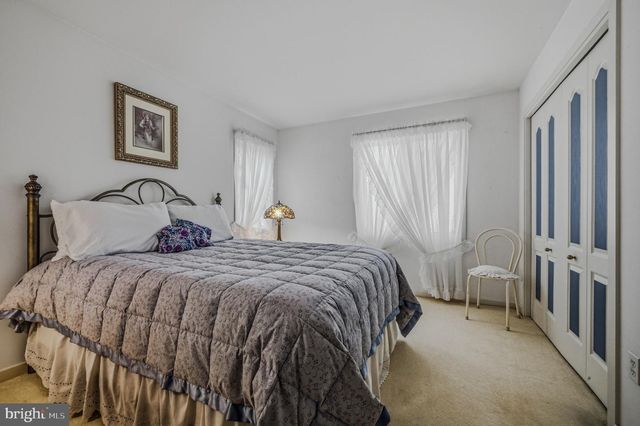 1405 CLIVE CIR, Wilmington, DE 19803