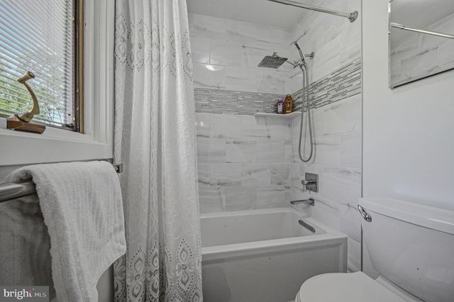 1405 CLIVE CIR, Wilmington, DE 19803
