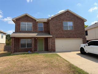 2329 Ash Grove Trail, Fort Worth, TX 76112
