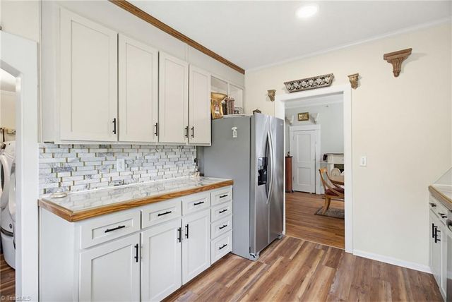 501 W 2nd Avenue, Lexington, NC 27292