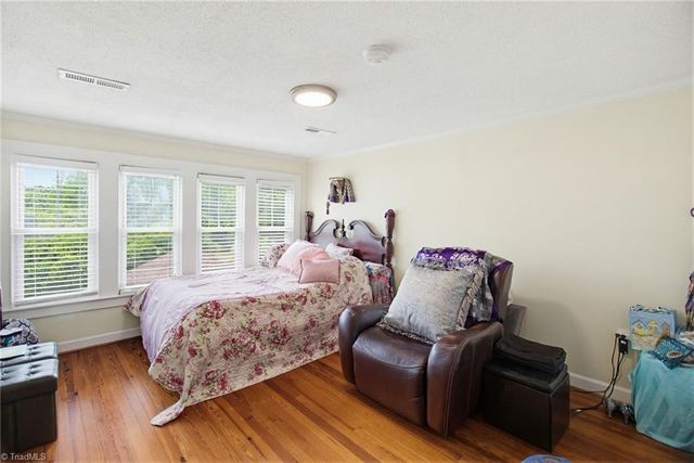 501 W 2nd Avenue, Lexington, NC 27292