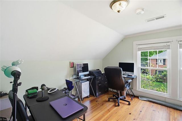 501 W 2nd Avenue, Lexington, NC 27292