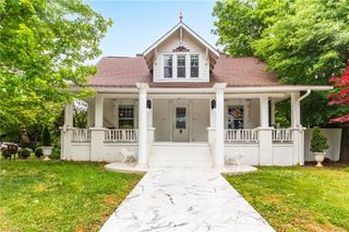 501 W 2nd Avenue, Lexington, NC 27292