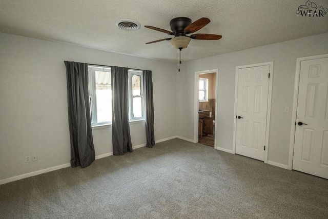 2404 PICADILLY LANE, Wichita Falls, TX 76309