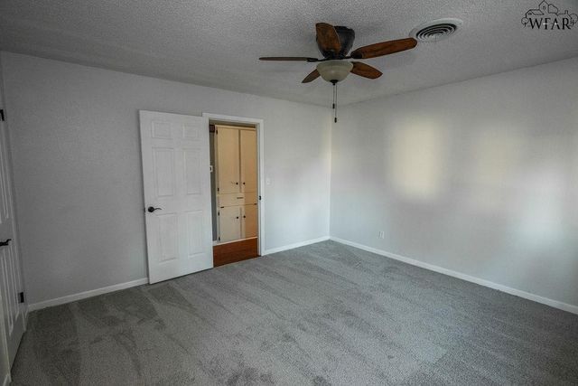 2404 PICADILLY LANE, Wichita Falls, TX 76309