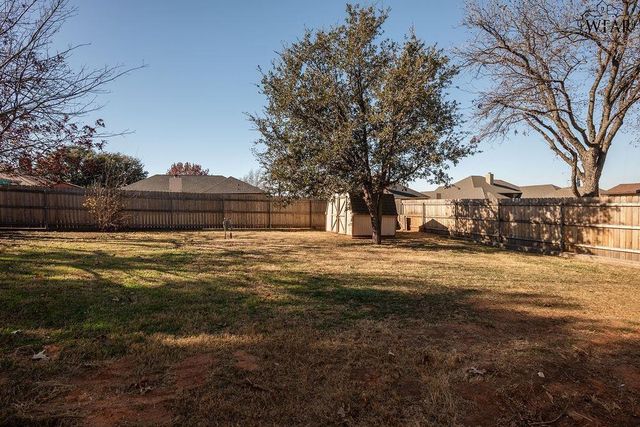 2404 PICADILLY LANE, Wichita Falls, TX 76309