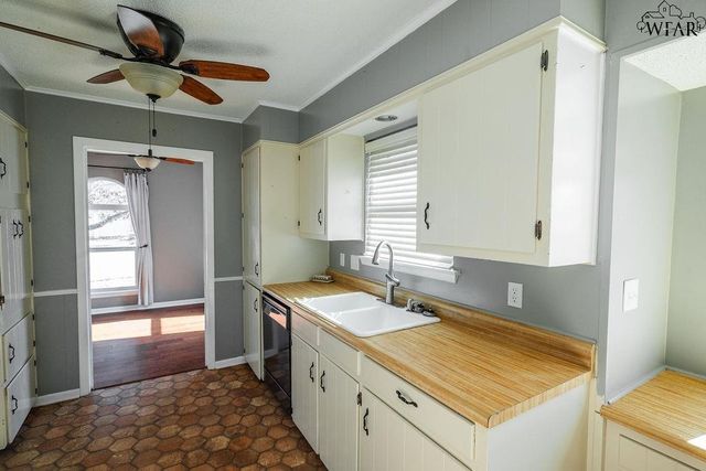 2404 PICADILLY LANE, Wichita Falls, TX 76309