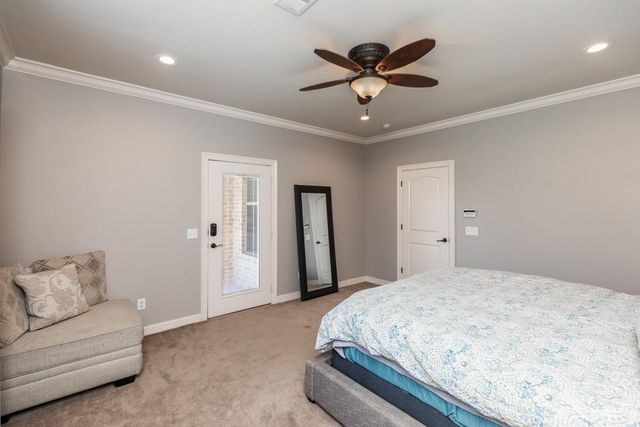 913 Doornbos Lane, Nederland, TX 77627