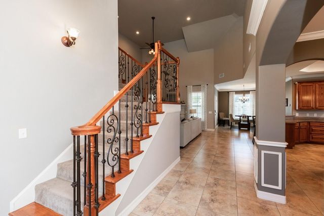 913 Doornbos Lane, Nederland, TX 77627