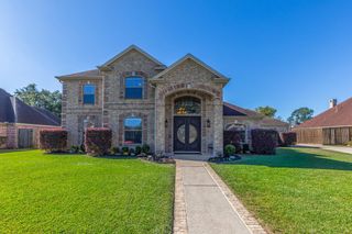 913 Doornbos Lane, Nederland, TX 77627