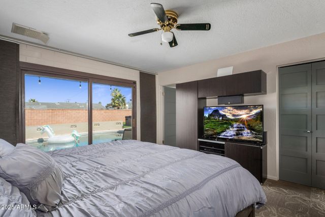 6802 E OAK Street, Scottsdale, AZ 85257