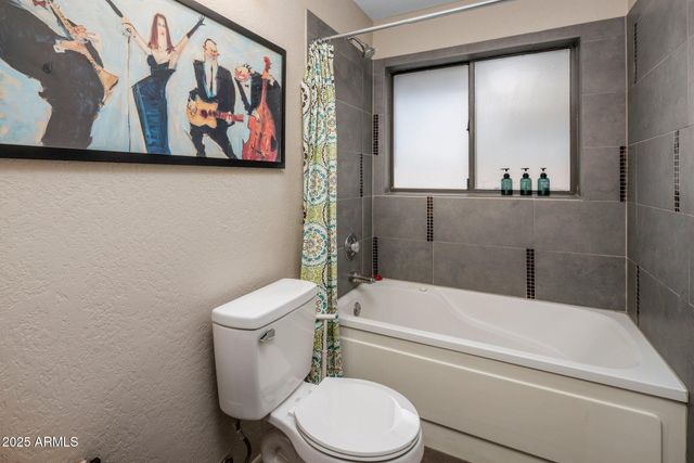 6802 E OAK Street, Scottsdale, AZ 85257