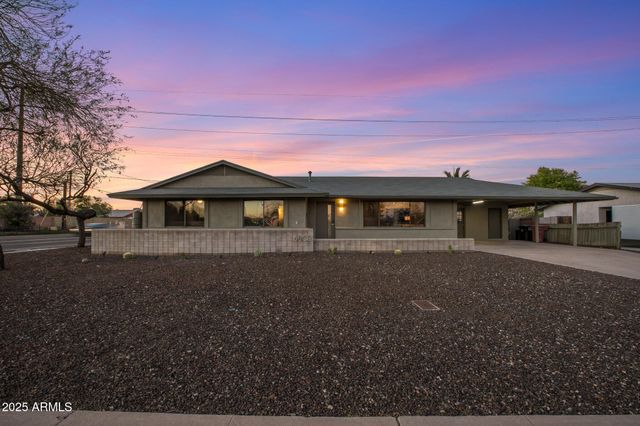 6802 E OAK Street, Scottsdale, AZ 85257