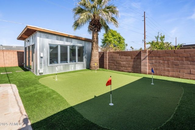 6802 E OAK Street, Scottsdale, AZ 85257