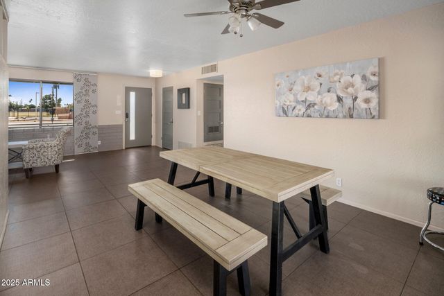 6802 E OAK Street, Scottsdale, AZ 85257