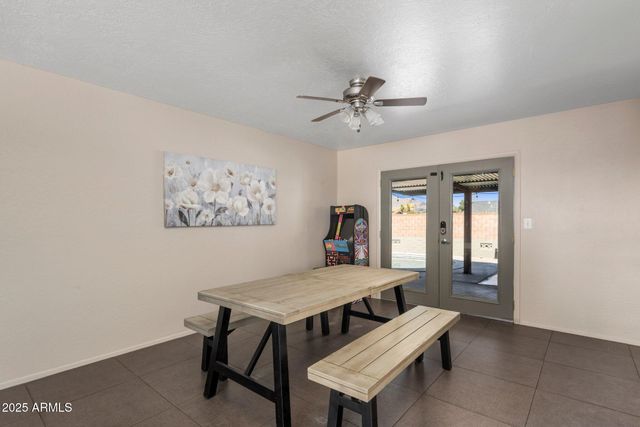 6802 E OAK Street, Scottsdale, AZ 85257