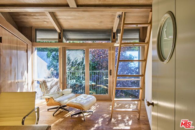 31875 Sea Level Drive, Malibu, CA 90265