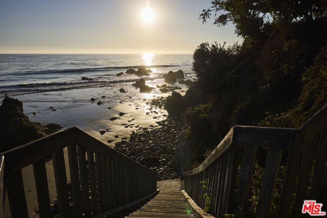 31875 Sea Level Drive, Malibu, CA 90265