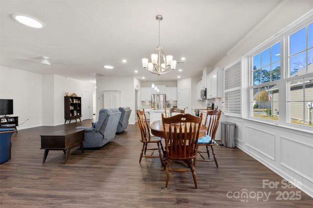 129 Picasso Trail, Mount Holly, NC 28120