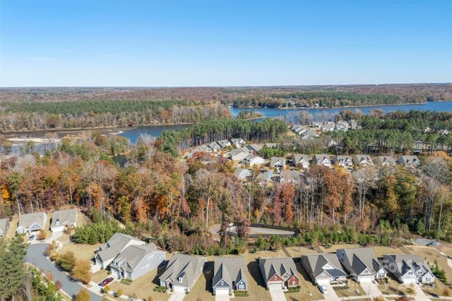 129 Picasso Trail, Mount Holly, NC 28120