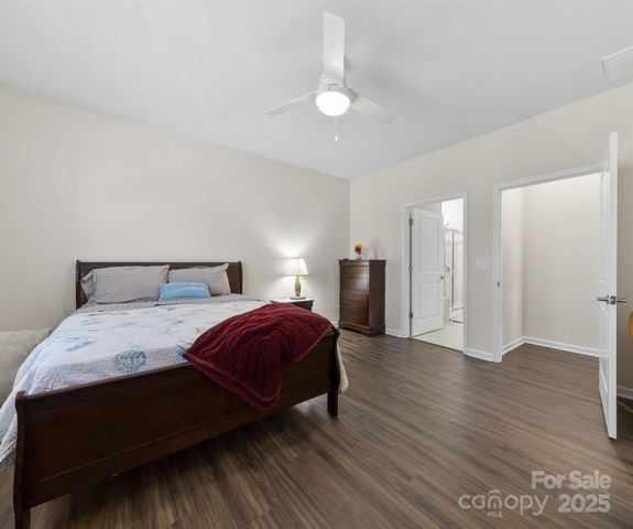 129 Picasso Trail, Mount Holly, NC 28120