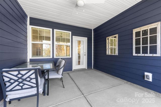 129 Picasso Trail, Mount Holly, NC 28120