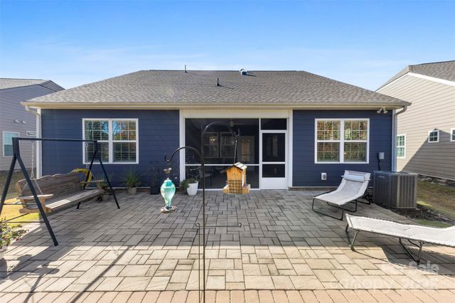 129 Picasso Trail, Mount Holly, NC 28120