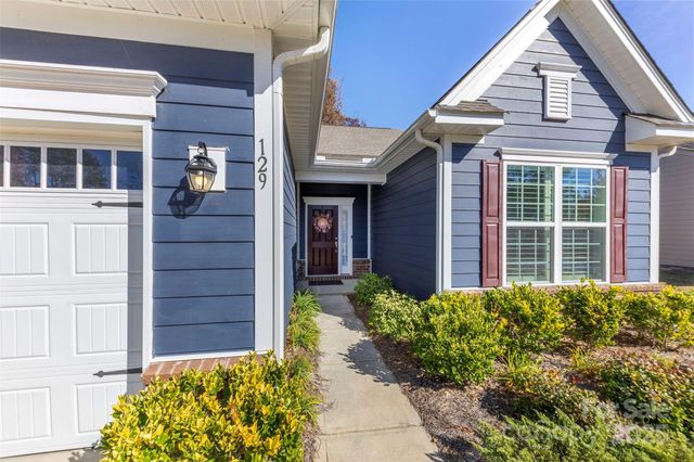 129 Picasso Trail, Mount Holly, NC 28120
