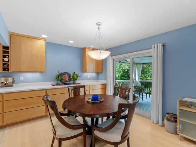 6916 Tonia Court, Evansville, IN 47710