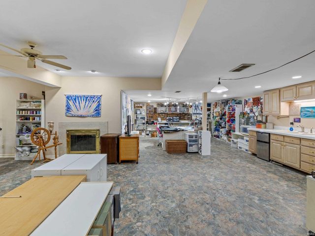 6916 Tonia Court, Evansville, IN 47710